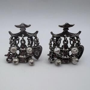 Vintage Chinese Pagoda Chandelier Clip On Earrings Silver Tone